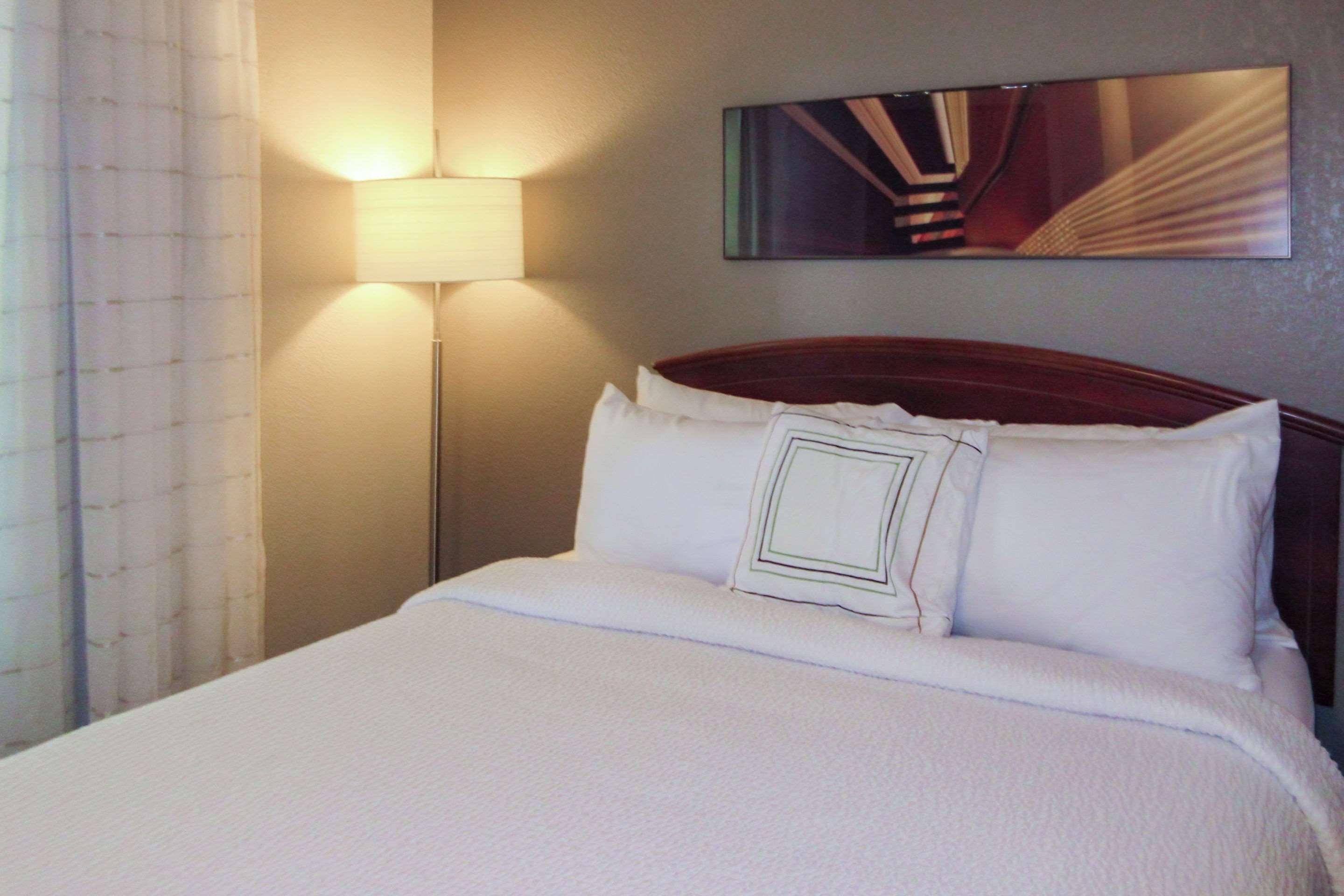 Suburban Extended Stay Hotel Greenville Haywood Mall Экстерьер фото