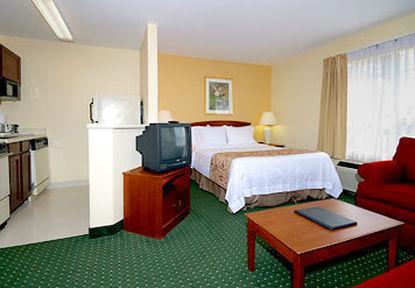 Suburban Extended Stay Hotel Greenville Haywood Mall Номер фото