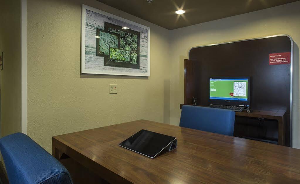 Suburban Extended Stay Hotel Greenville Haywood Mall Экстерьер фото